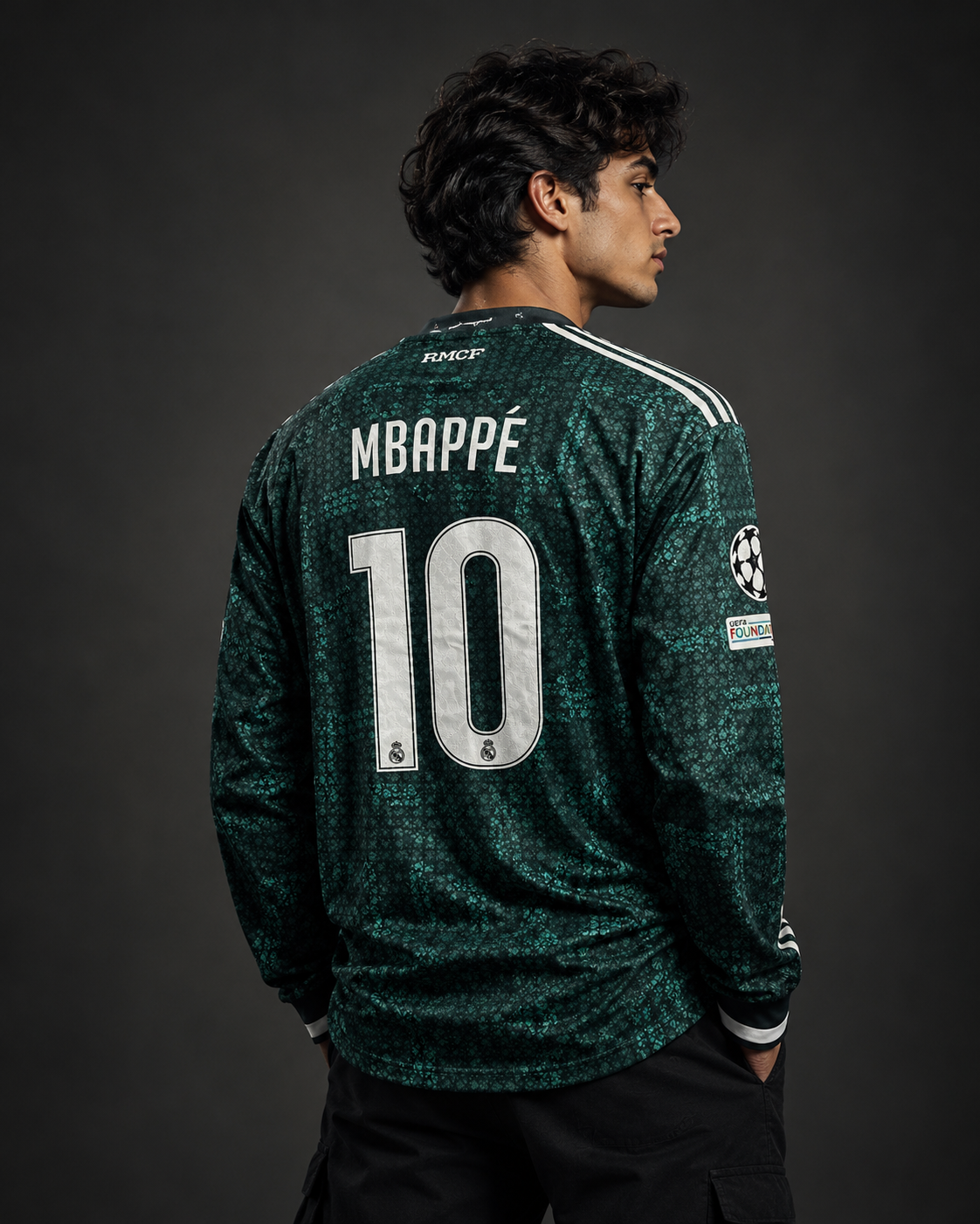 • Real Madrid Away Kit (Long Sleeve)
Year: 2026/27 Season mbappe embroidery