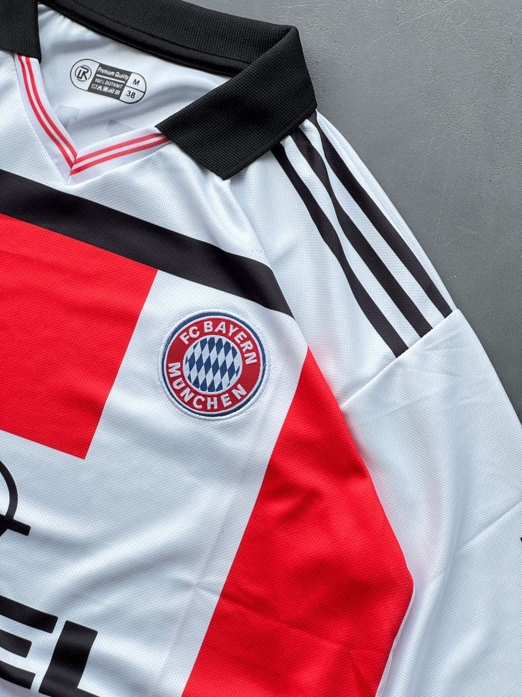 FC Bayern Munich 2000-2001 away (FIVE-SLEEVE jersey) Muller