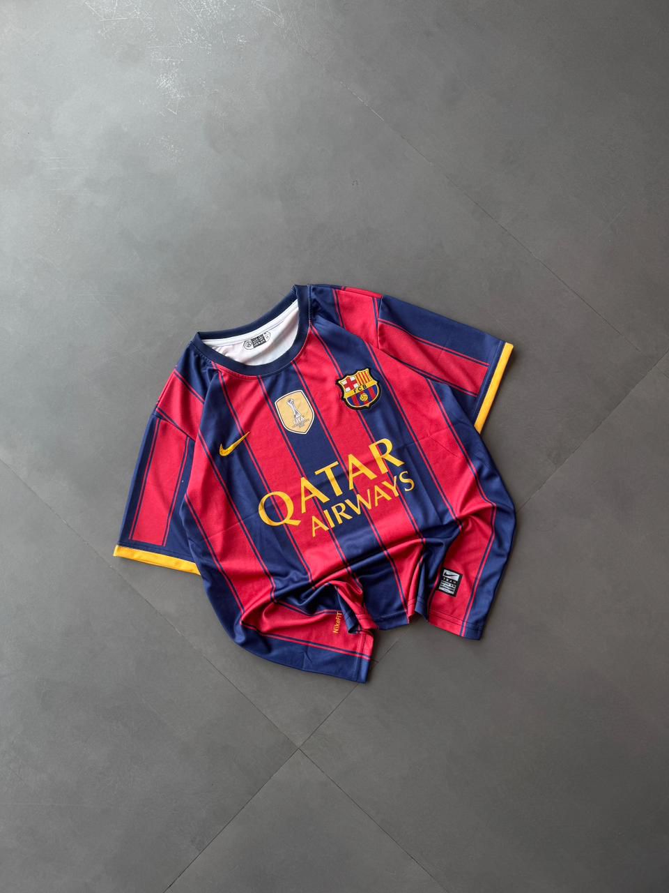 vintage FC Barcelona embroidery home (Half-Sleeve Jersey)  2013-14 season Messi