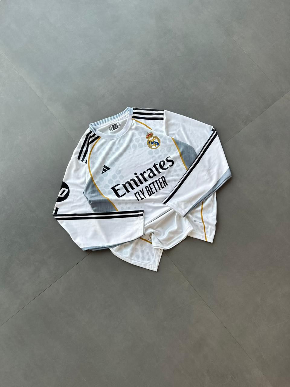 Real Madrid 2025/26 Home (Full-Sleeve Jersey) Bellingham