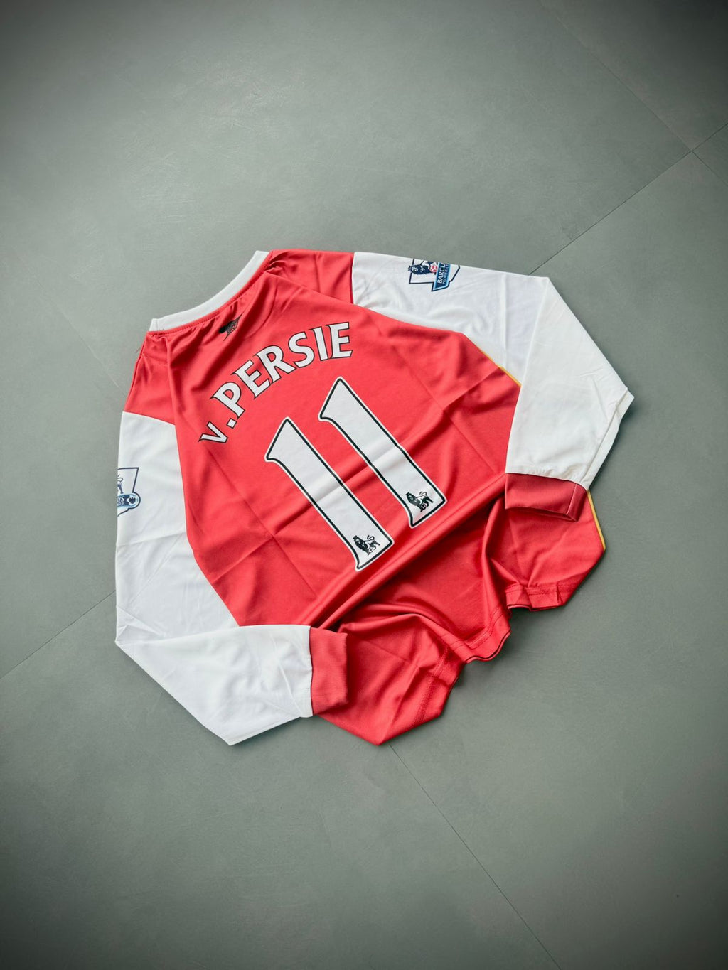 Arsenal 2006–08 Home (Full-Sleeve Jersey) – Van Persie