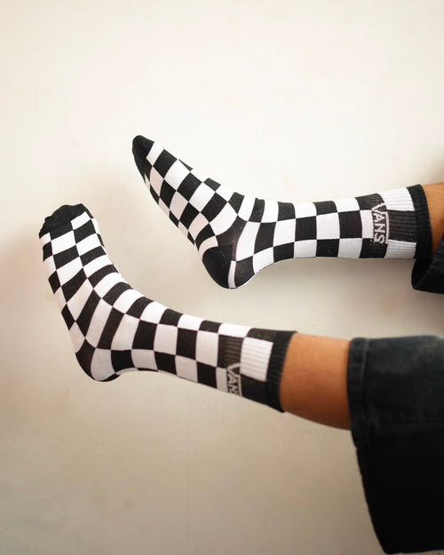 Classic Checkerboard Crew Socks – Black & White