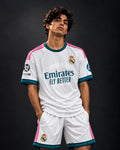 Real Madrid CF Mbappé #10 Home Jersey embroidery 
Year: 2026/27 Combo jersey &shorts